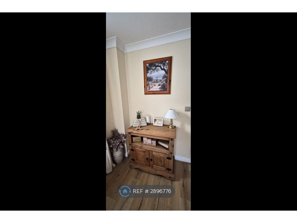 Property photo 1 of 35