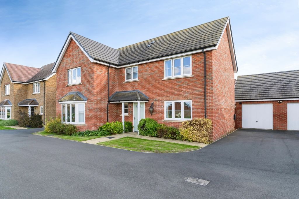 Property photo 1 of 28 Pbox-Img.Jpg