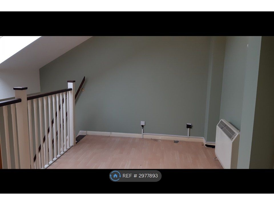 Property photo 2 of 9 Master Bedroom At Mezzanine Level