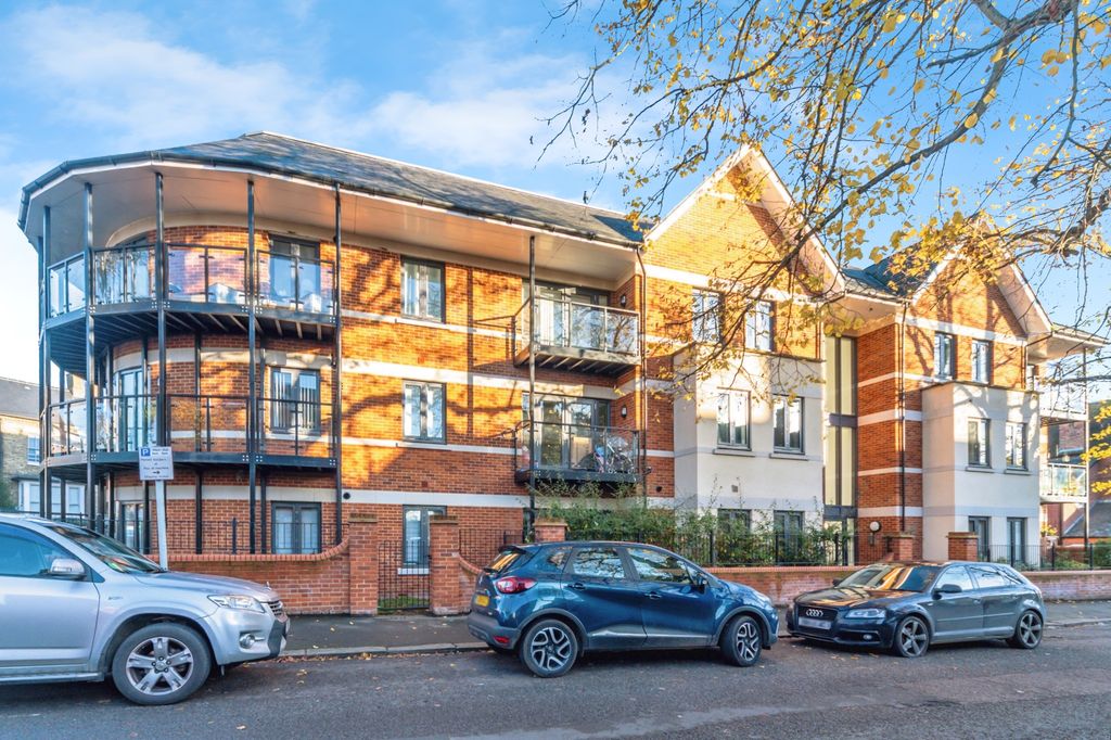 Additional image 14 of 2 bed flat for saleLinden Road, Bedford MK40
