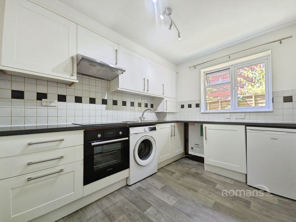 Property photo 2 of 13 Pbox-Img.Jpg