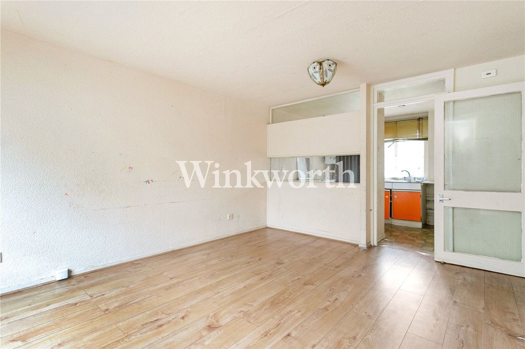 Property photo 1 of 12 Picture No. 04