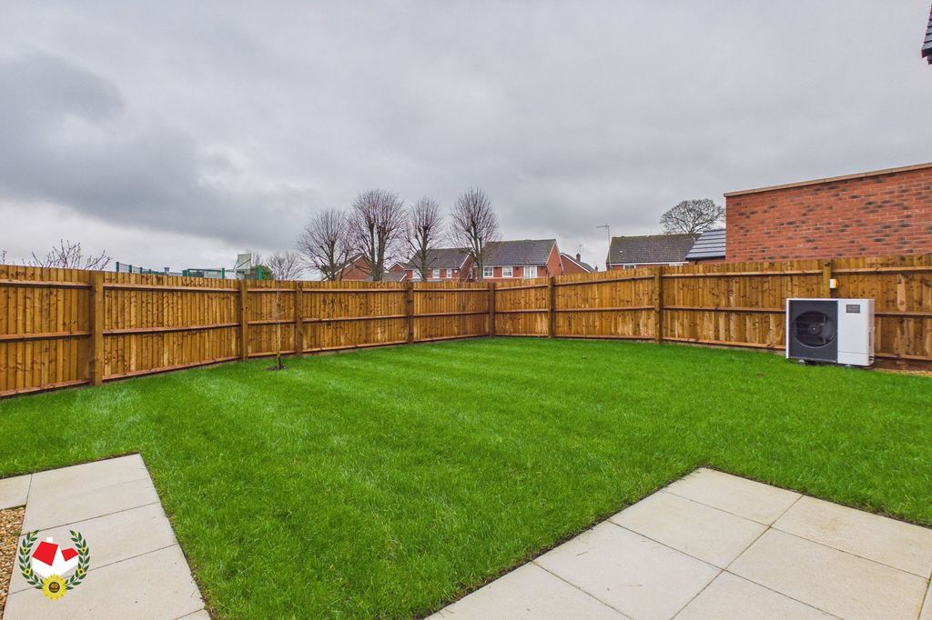 Property photo 3 of 20