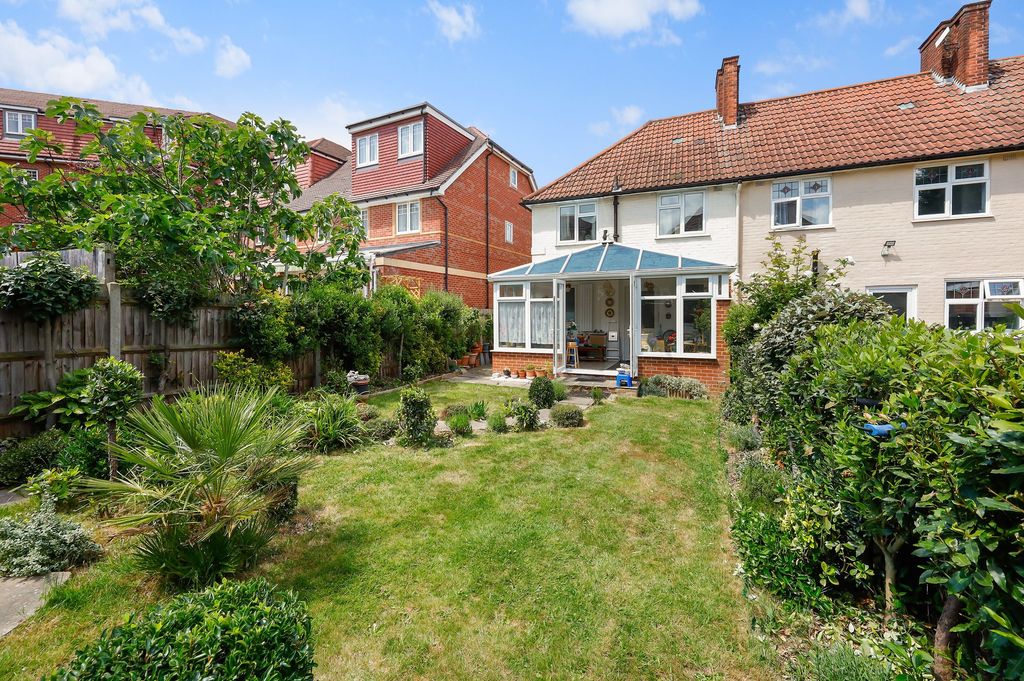 Property photo 1 of 26