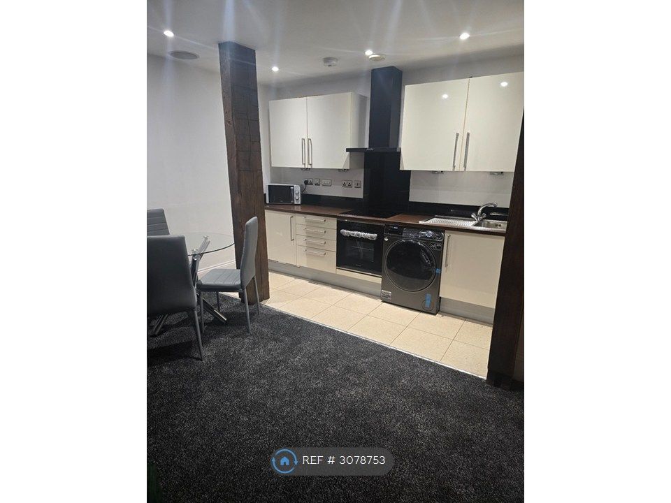 Property photo 1 of 3