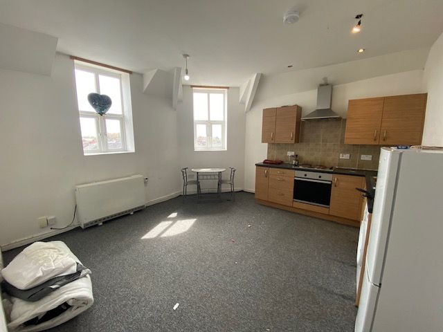 Property photo 3 of 8 Image