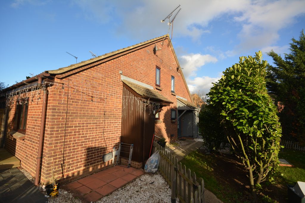 Property photo 1 of 7 Exterior