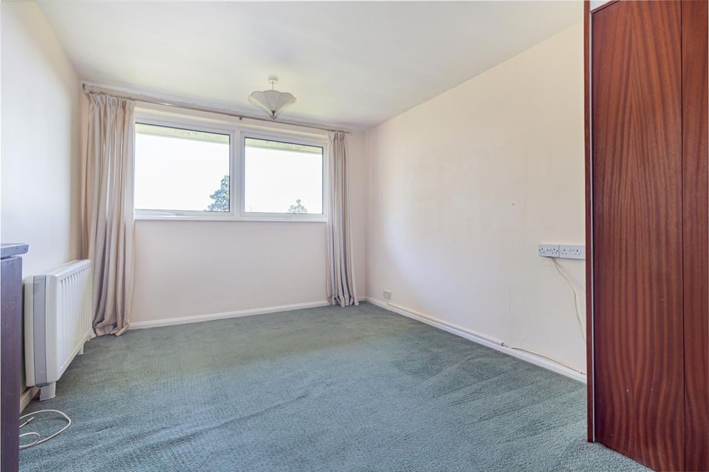Additional image 15 of 3 bed flat for salePriory Road, Malvern WR14