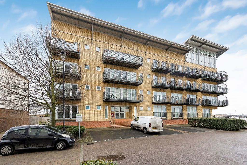 Property photo 3 of 15