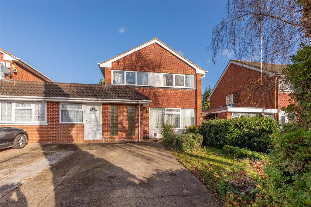 Property photo 1 of 12