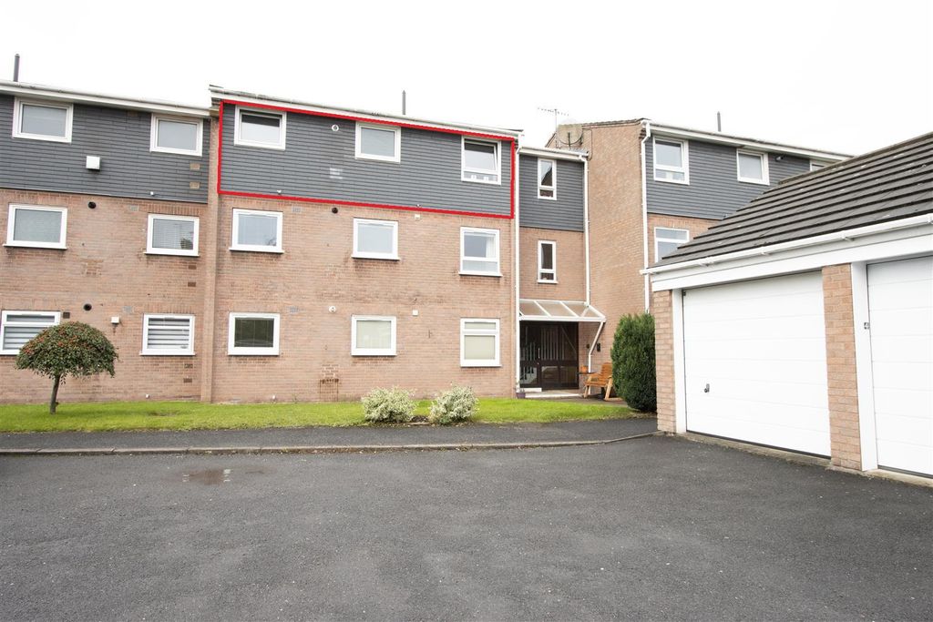 Additional image 10 of 2 bed flat for saleNewbold Back Lane, Brockwell, Chesterfield S40