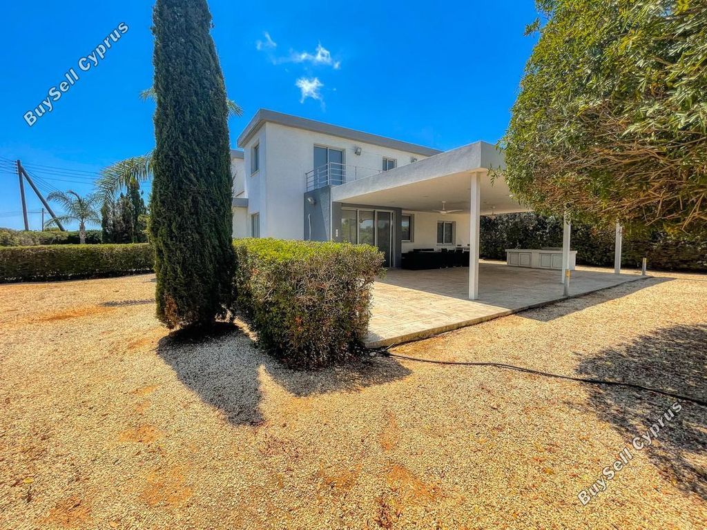 Property photo 1 of 34