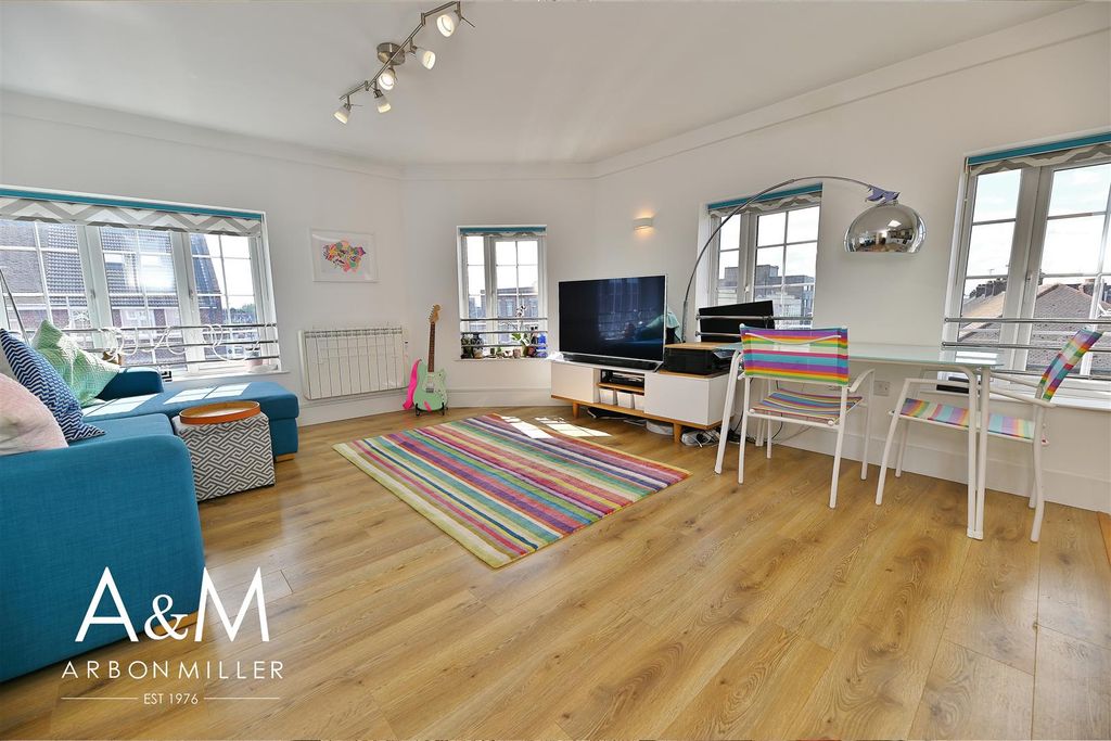 Property photo 2 of 10 Open Plan Lounge Kitchen