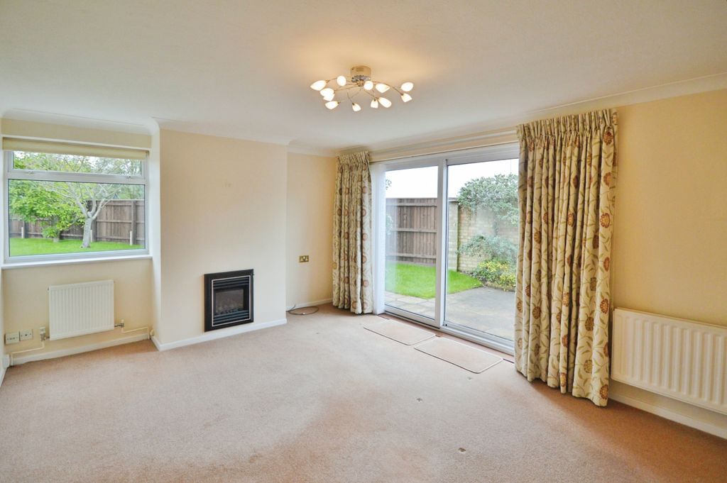 Property photo 2 of 13