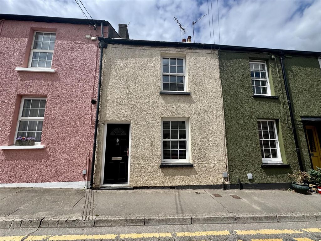 Property photo 1 of 23 Lower Church Street