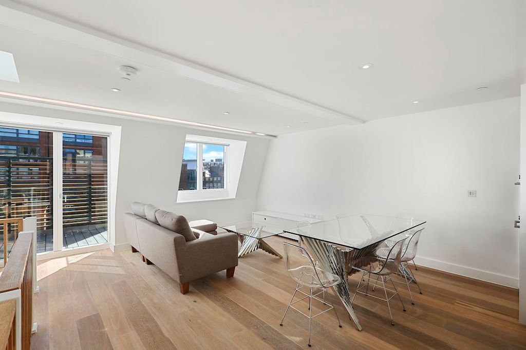Property photo 2 of 13 Ca1d288F-E19F-4Ca4-90A7-Bfd965378021Cabgwl - 6 Pop