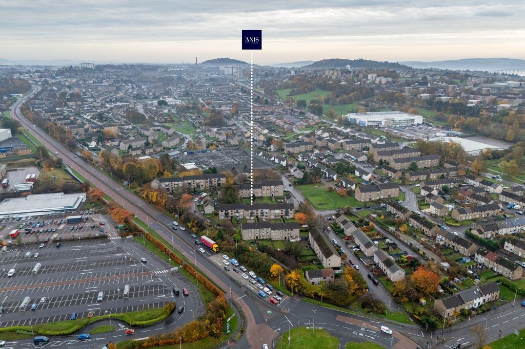 Property photo 1 of 10 External