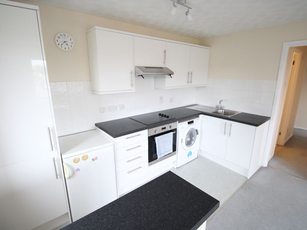 Property photo 2 of 8