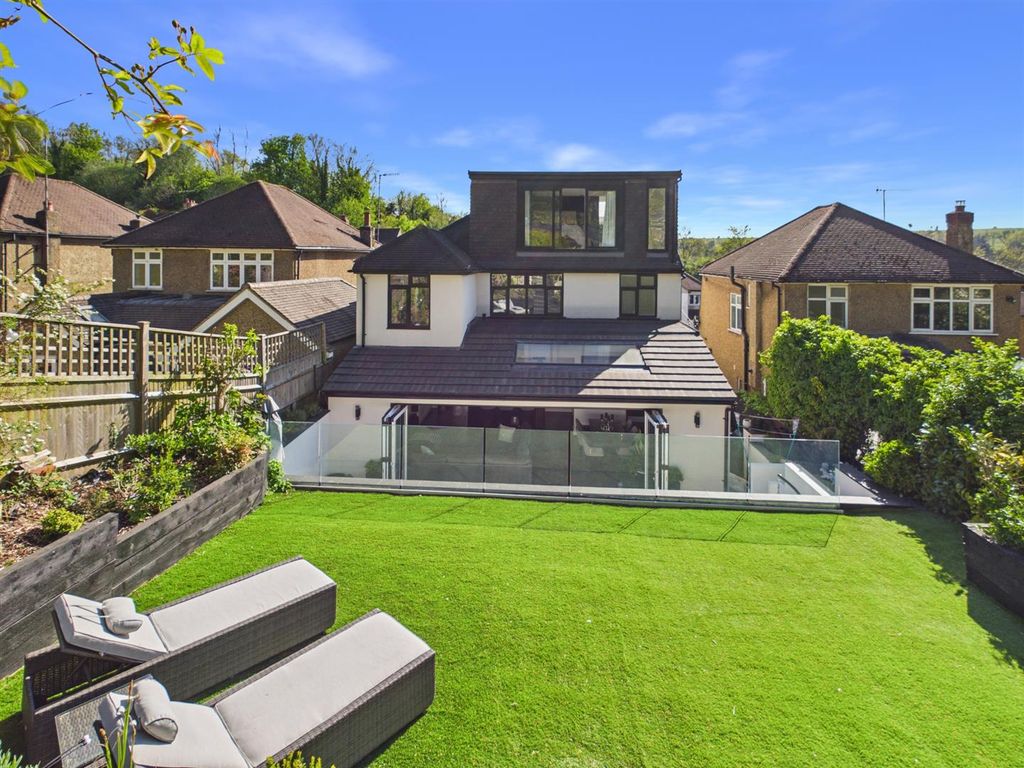 Additional image 36 of 5 bed detached house for saleMead Way, Coulsdon CR5