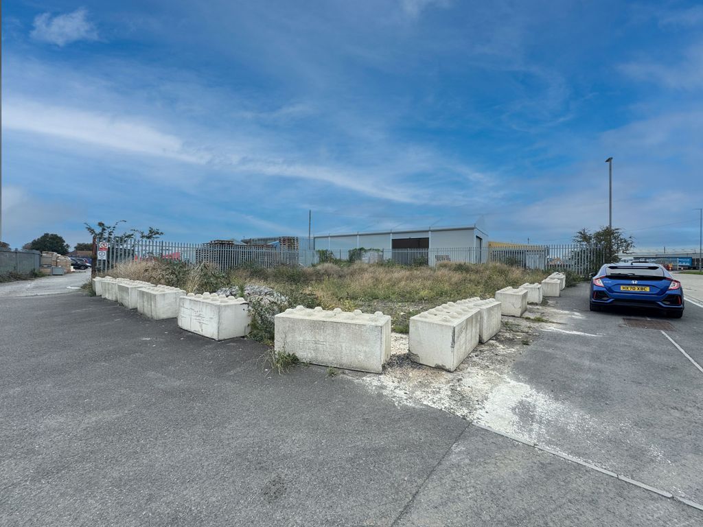 Property photo 2 of 4