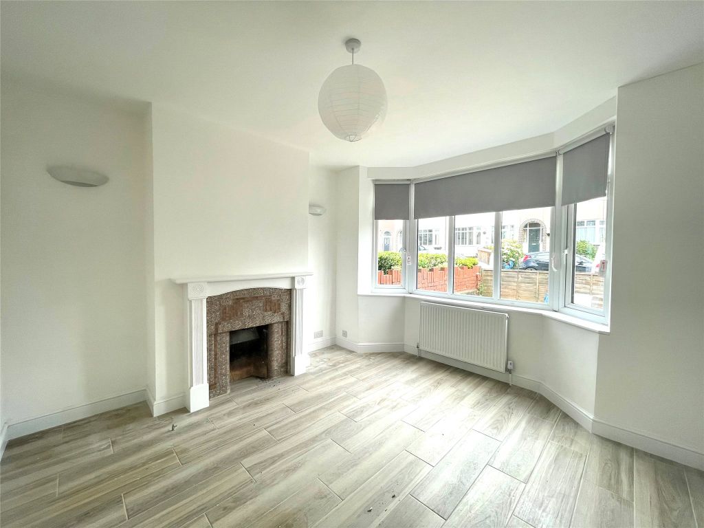 Property photo 2 of 9 Picture No. 16