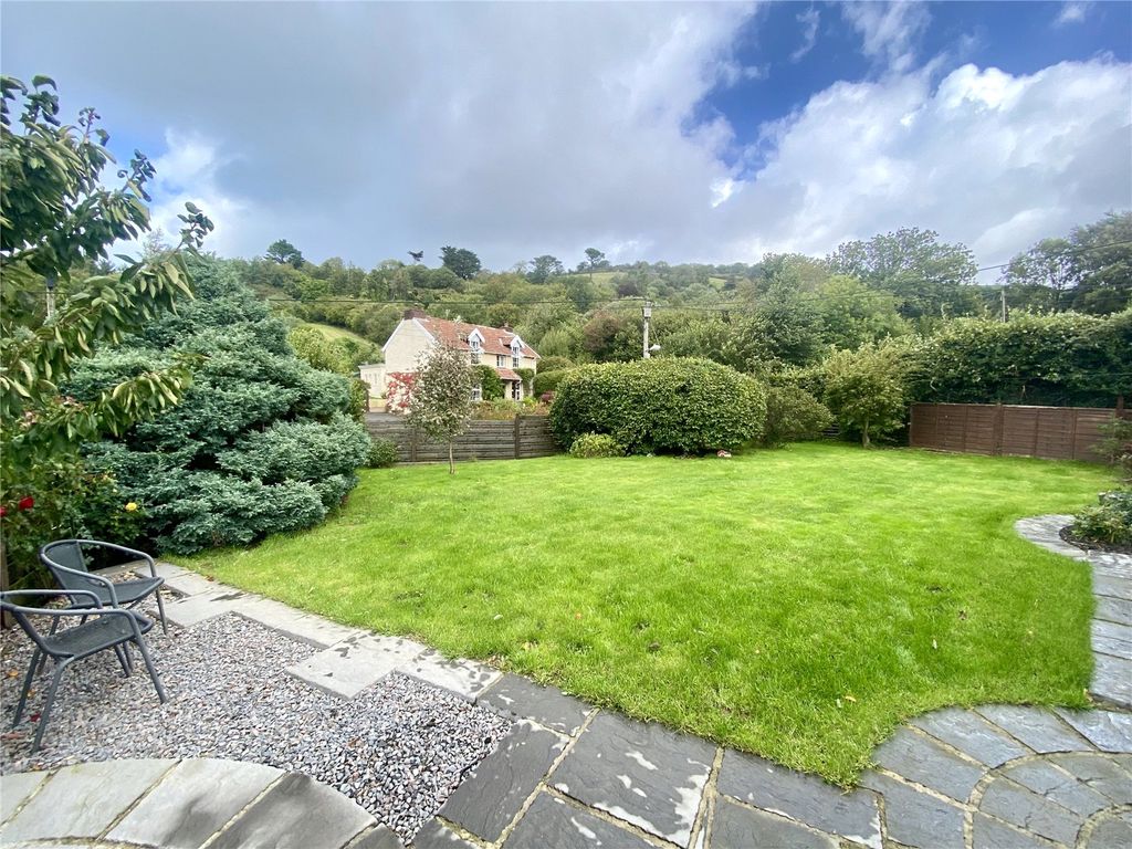 Property photo 3 of 27 Picture No. 03