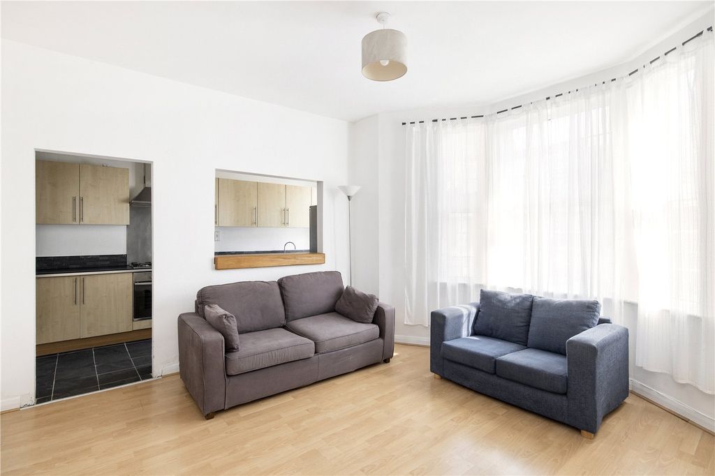 Property photo 3 of 8 Reception Room