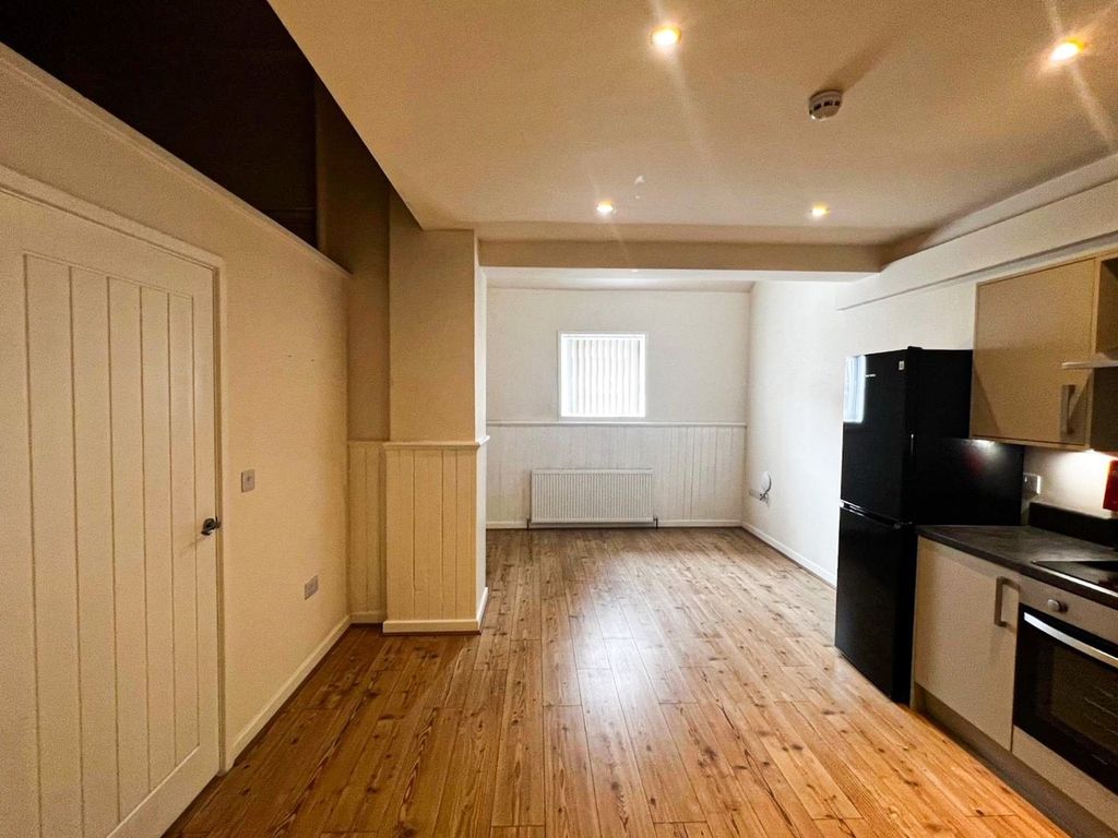 Property photo 2 of 7 Image