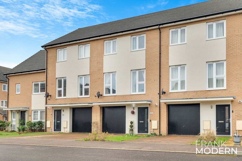 Property photo 1 of 30 Front