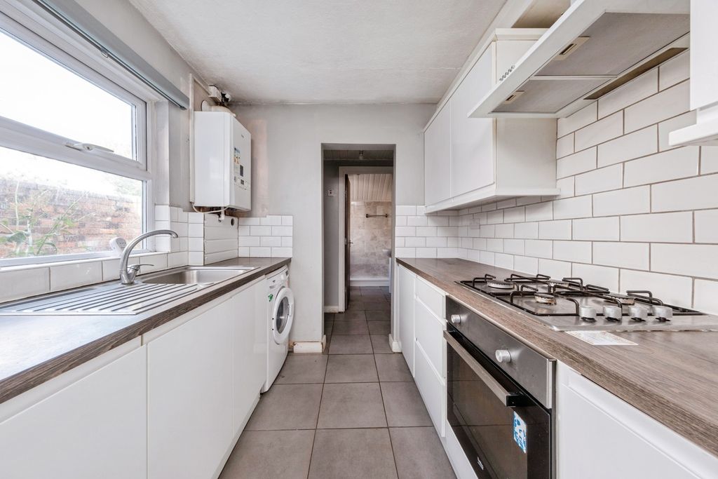 Property photo 3 of 14 Pbox-Img.Jpg