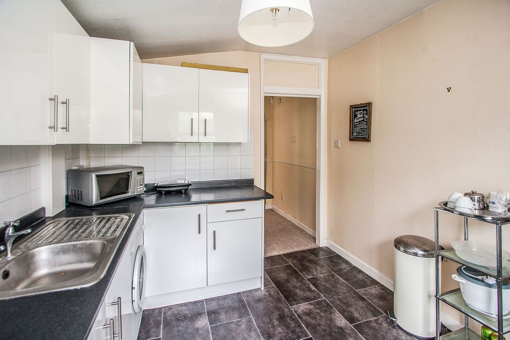 Property photo 3 of 10 4.Jpg