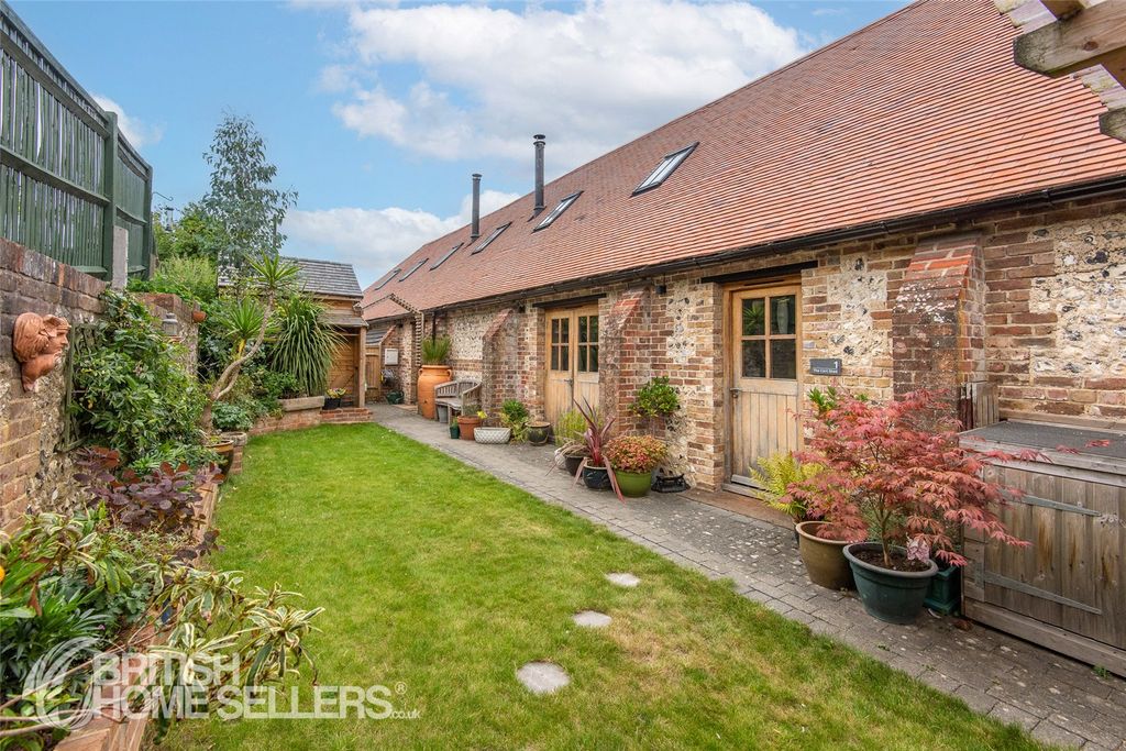 Property photo 1 of 29 27