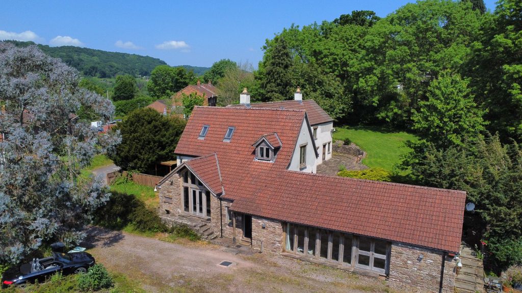 Property photo 1 of 50