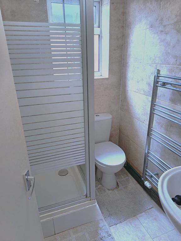 Property photo 3 of 4