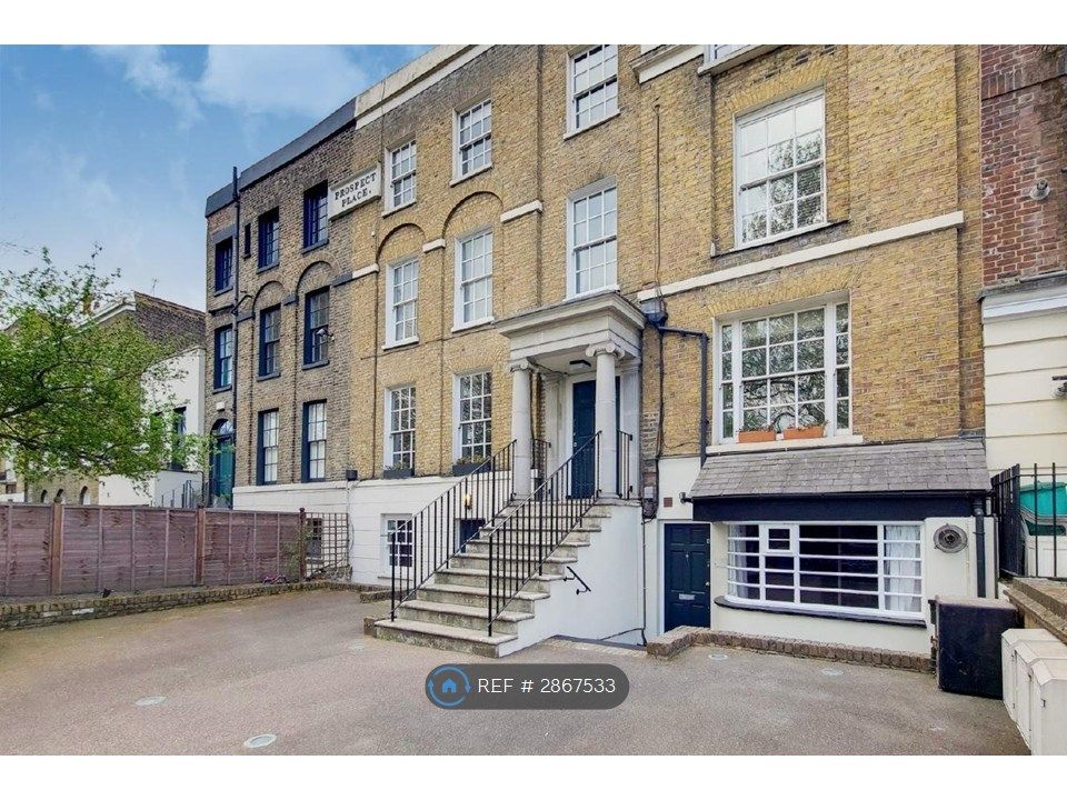 Property photo 1 of 9 Building