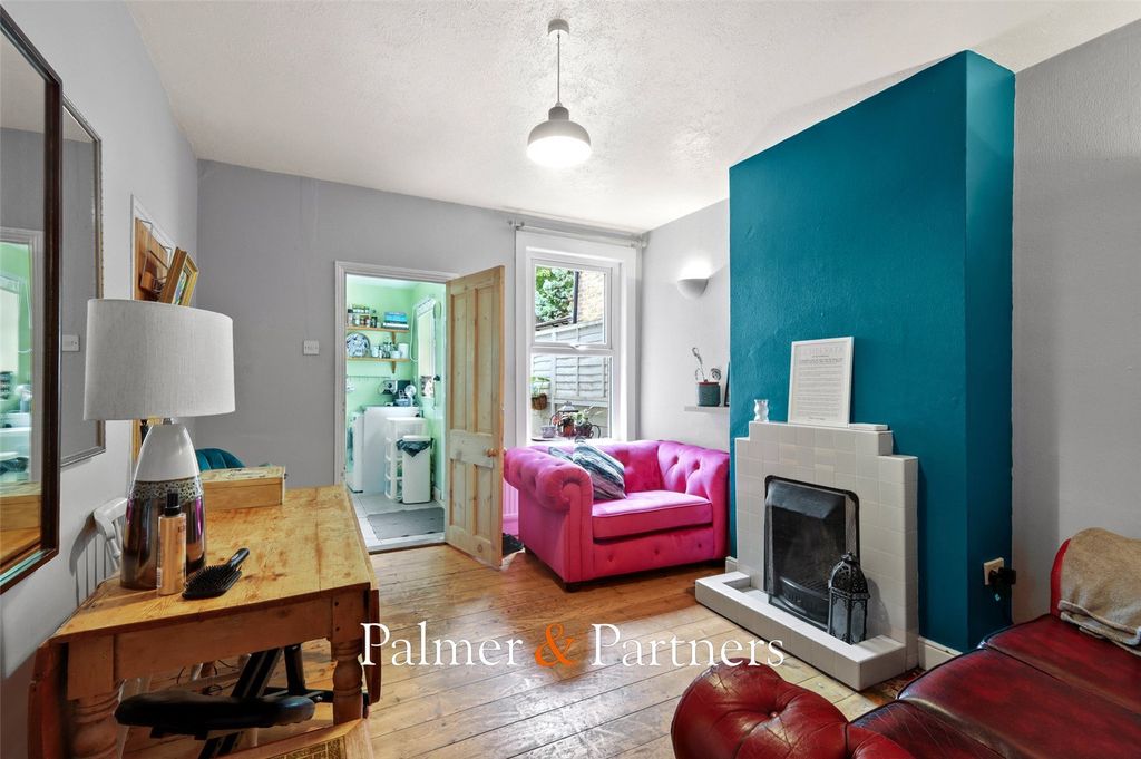 Property photo 2 of 16 Picture No. 10