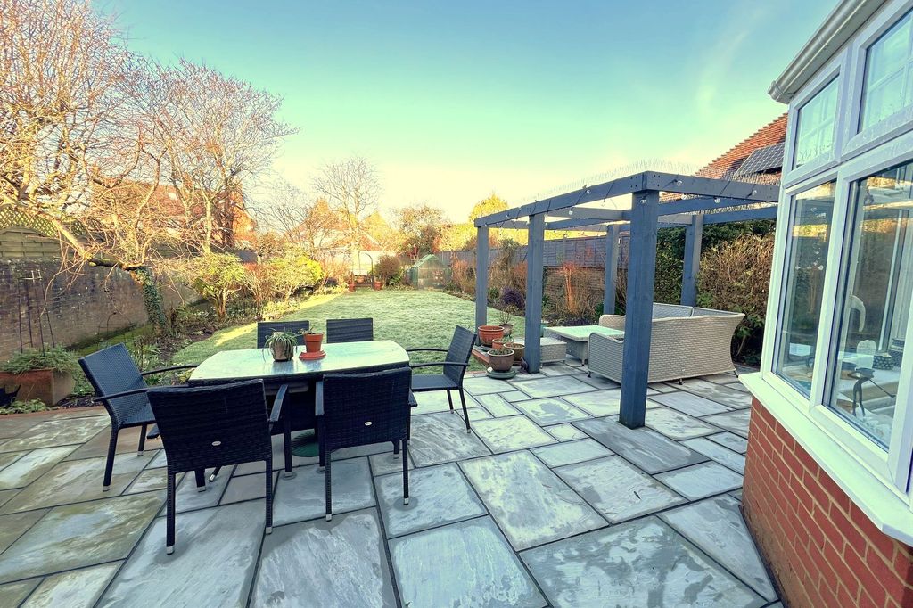 Property photo 3 of 20