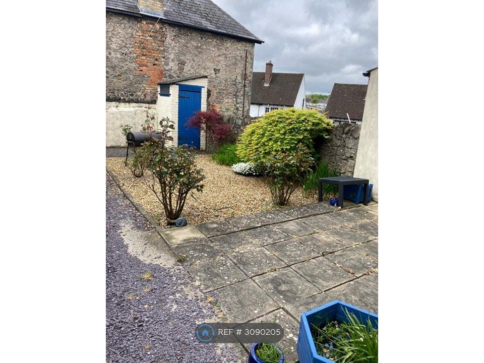 Property photo 3 of 7