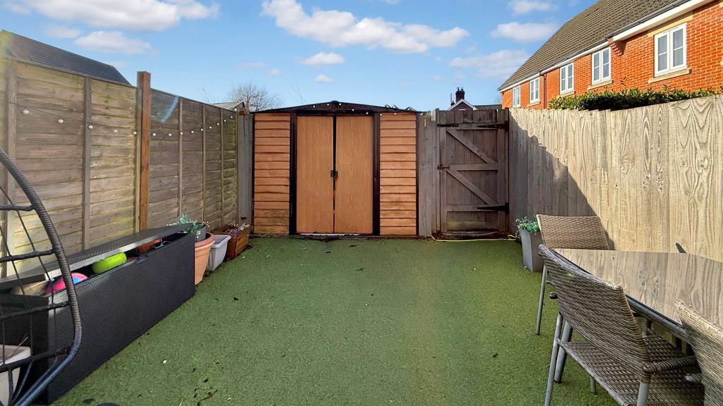 Property photo 2 of 13