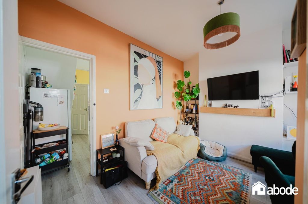 Property photo 2 of 15 Dsc03742-Hdr.Jpg