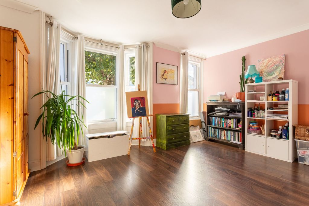 Property photo 1 of 21