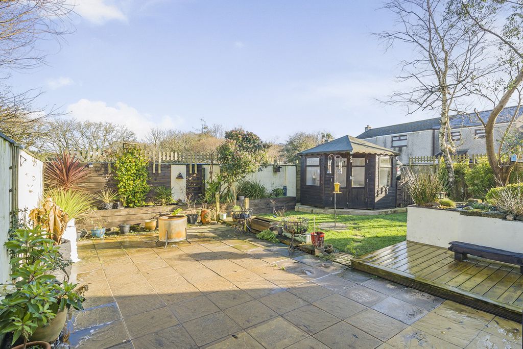 Property photo 3 of 16