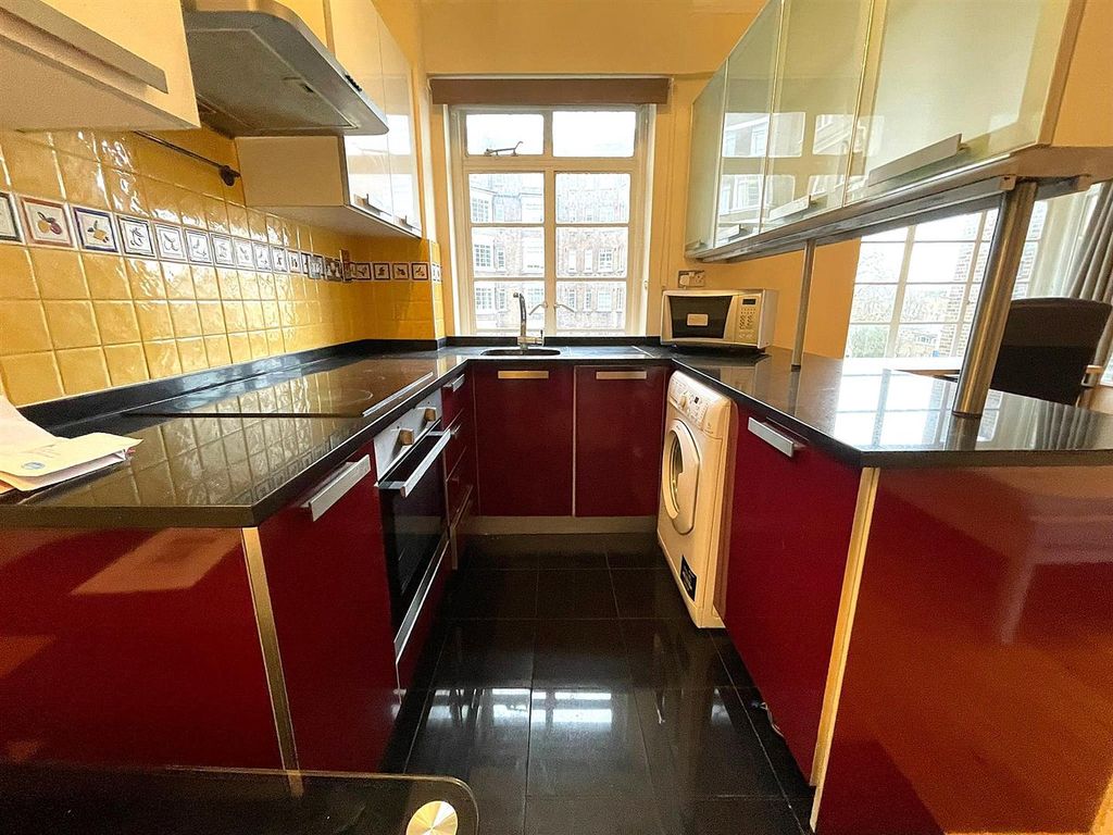 Property photo 2 of 7 Kitchen 2.Jpeg