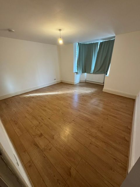 Property photo 3 of 7 Img_6102