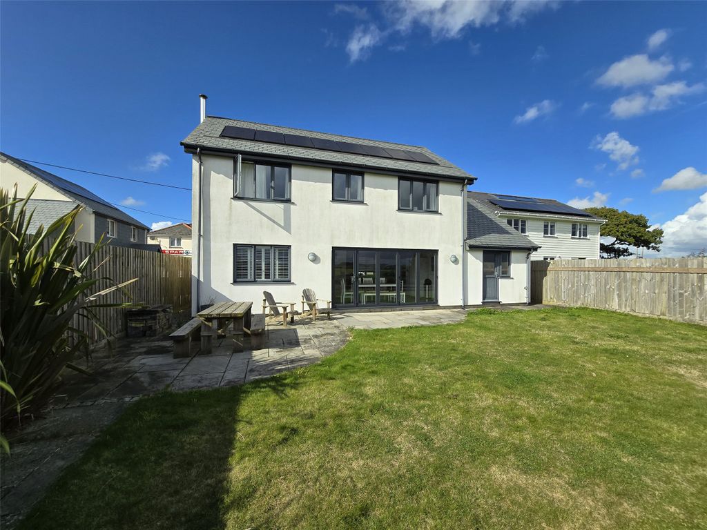 Property photo 2 of 16 Picture No. 02