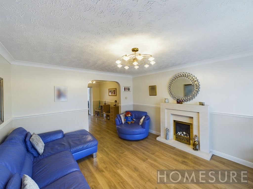 Property photo 3 of 30 Picture No. 26