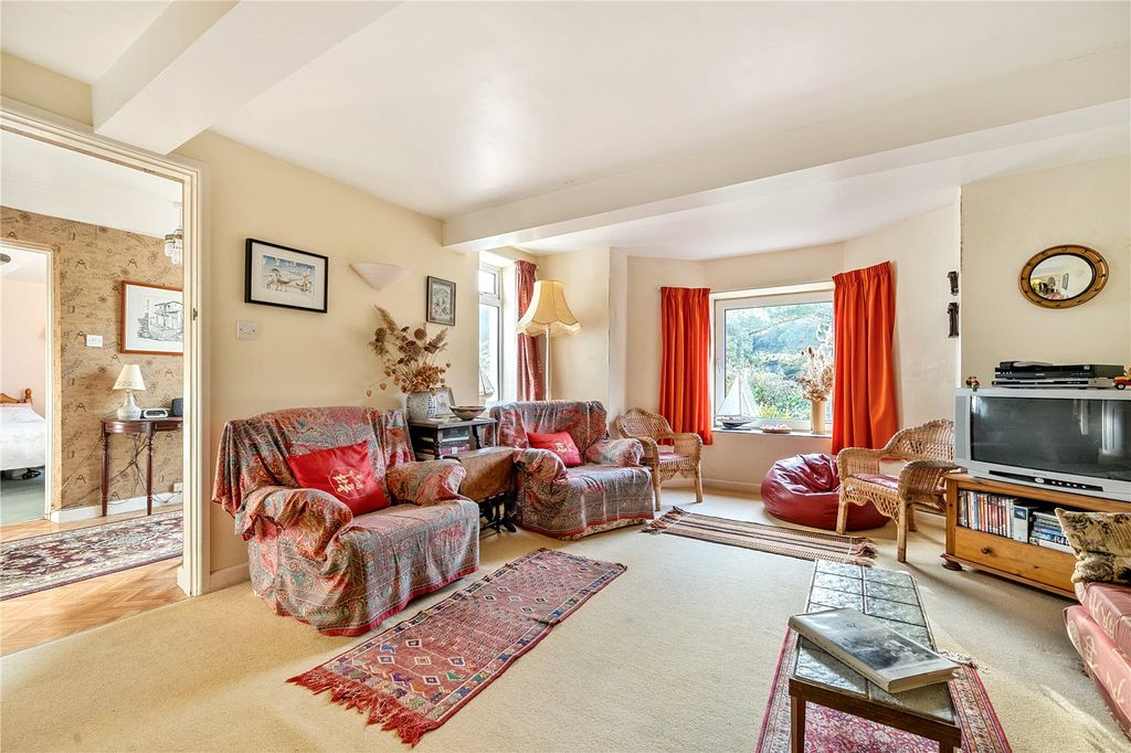 Property photo 2 of 11 Img