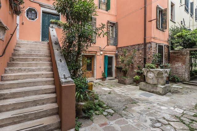 Property photo 1 of 8 Common Courtyard