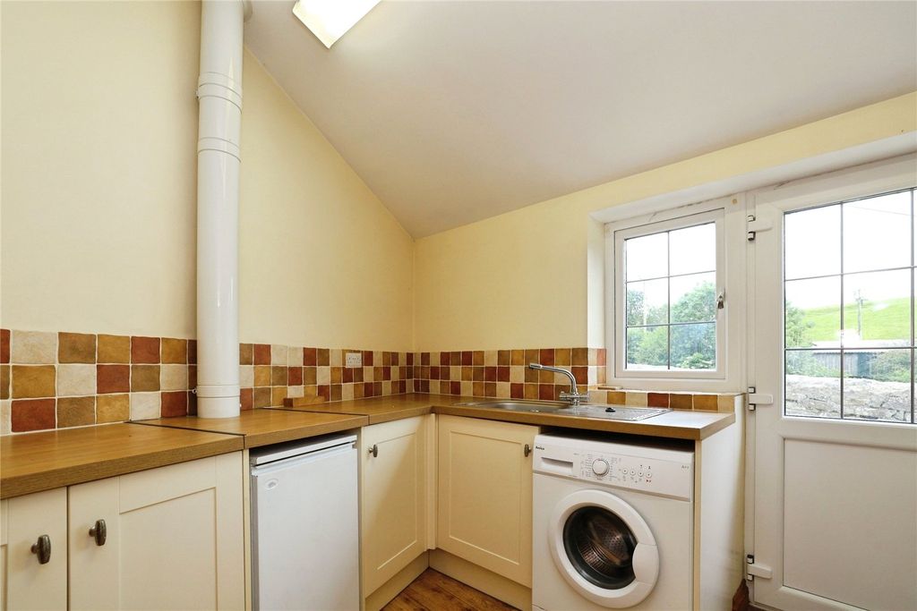Property photo 2 of 17 Picture No. 03