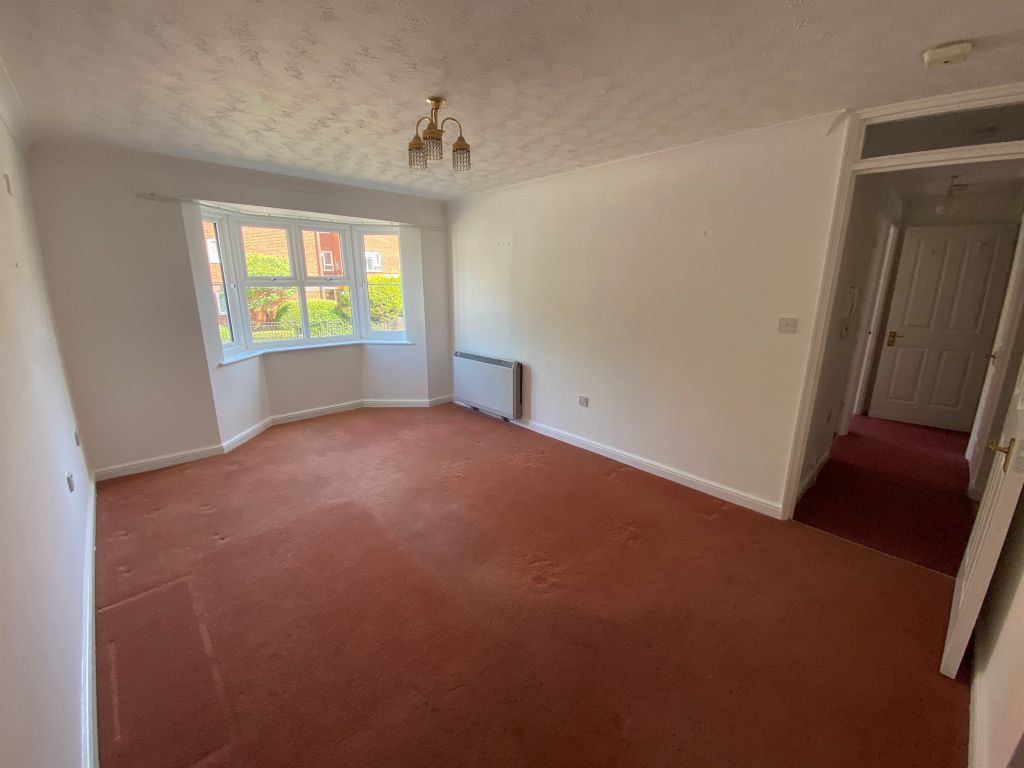 Property photo 2 of 11